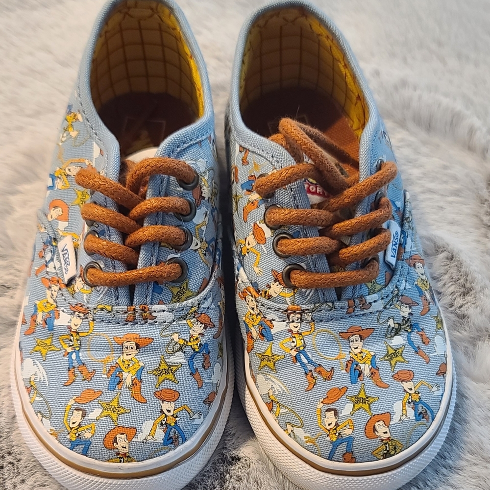 Toy story toddler vans size 8 1/2
